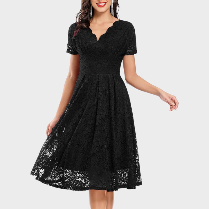 Mara – Vestido de Encaje Floral